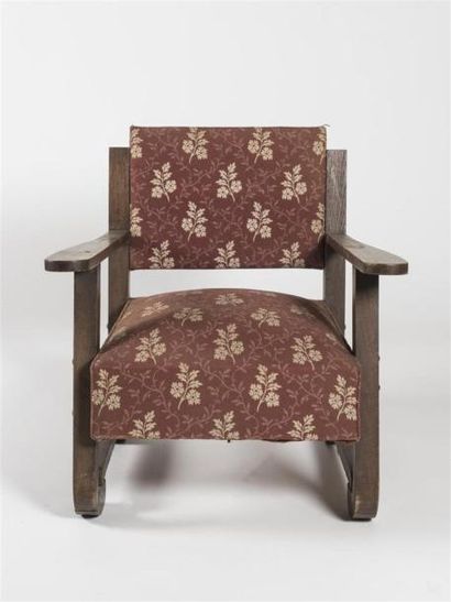 null Francisque CHALEYSSIN (1872-1951) 
Fauteuil à structure en chêne teinté brun...