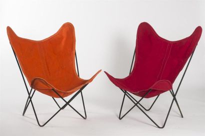 null Jorge FERRARI-HARDOY (1914-1977)
Suite de deux fauteuils modèle "AA" OU "BUTTERFLY"
Structure...