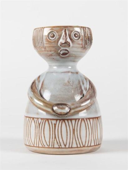 null LA MAISON DU POTIER
Vase anthropomorphe en céramique émaillée essuyée dans les...