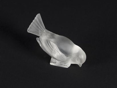 null Maison LALIQUE, d'après un modèle de René LALIQUE (1860-1945)
Moineau hardi,...