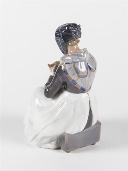 null Lotto BENTER & ROYAL COPENHAGEN
Suite de deux sujets en porcelaine émaillée...