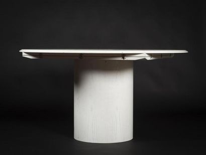null Erwin NAGEL (XX-XXI ème) 
Table à système modèle Quadrondo à fût cylindrique...