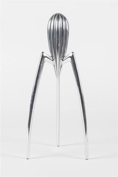 null Philippe STARCK (né en 1949)
Presse citron modèle Juicy Salif, dessiné en 1990,...