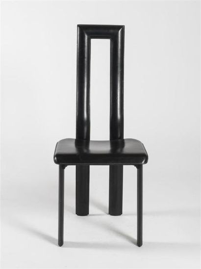 null Antonella MOSCA & YCAMI (20ème siècle)
Suite de quatre chaises modèle Regia...