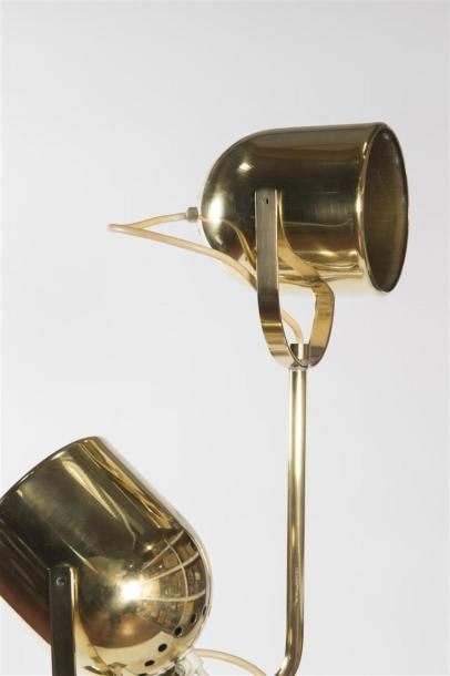 null REGGIANI (20ème siècle)
Lampadaire à quatre spots orientables en métal doré....