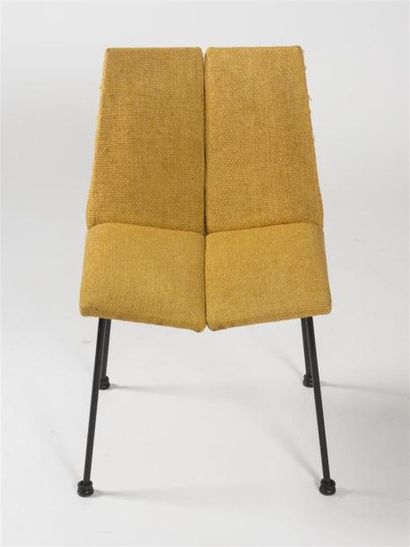 null Pierre GUARICHE (1926-1995)
Rare suite de six chaises modèle 4 faces à structure...
