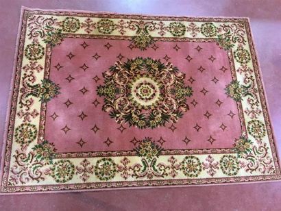 null Tapis mécanique fond rose
125 x 170 cm