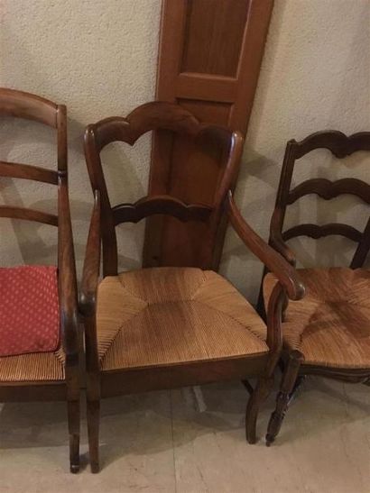 null Nombreux modèles de chaises