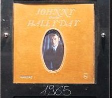 null Johnny chante Halliday
Vinyle
BB 77.484 L 