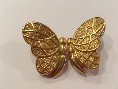 null Paire de boucles d'oreilles en or jaune (750) 18K figurant un papillon (choc)...