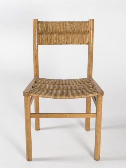 null Pierre GAUTIER-DELAYE (1923-2006)
Suite de trois chaises modèle Week-end à structure...