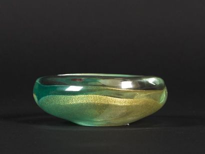 null Archimède SEGUSO (1909-1999)
Coupe en verre soufflé main à incrustation de paillettes...