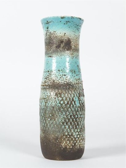 Jean BESNARD (1889-1958)
Vase de forme cylindrique...