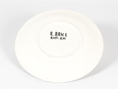 null Roland BRICE (1911 - 1989) - BIOT 
Assiette en céramique à décor polychrome...