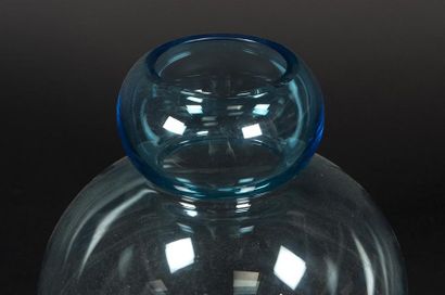 null BARBINI MURANO
Vase de forme boule double en verre transparent et bleu.
Signature...