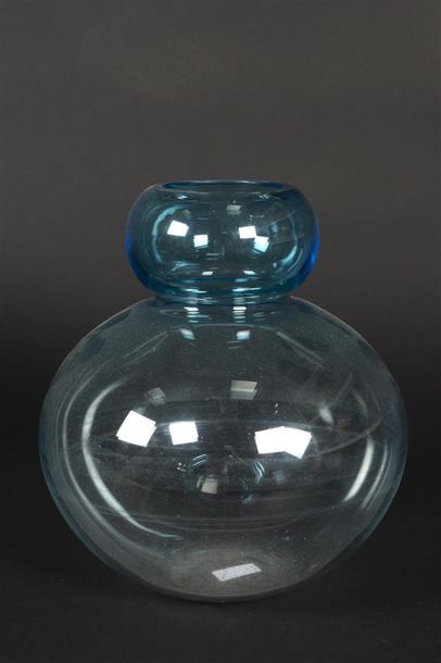 null BARBINI MURANO
Vase de forme boule double en verre transparent et bleu.
Signature...