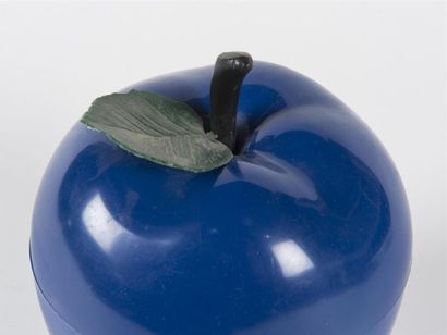 null Travail 1970
Seau à glace en plastique abs représentant une pomme de couleur...