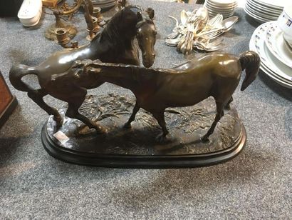 null D'après Jules MENE chevaux, bronze, ,fonte moderne