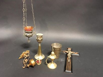 null Lot d'objets religieux divers