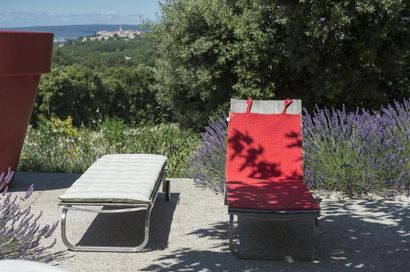 null Stefano GALLIZIOLI & CORO
Suite de deux chaises longues en aluminium sur deux...