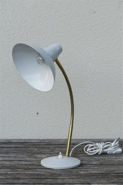null Travail 1950
Lampe de table ou applique à base circulaire, fût en col de cygne...