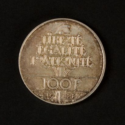 null Une piièce argent de 100 Francs République Française 1988 EXEMPTE