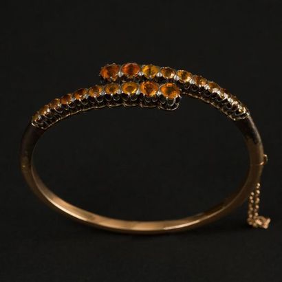 null Bracelet jonc ouvrant ancien en or rose (750) 18K et argent orné de pierres...