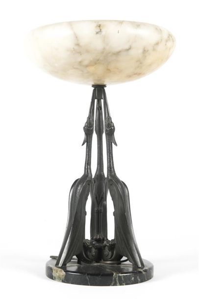 null L. ARTUS 
Lampe de table socle en marbre
L : 40cm