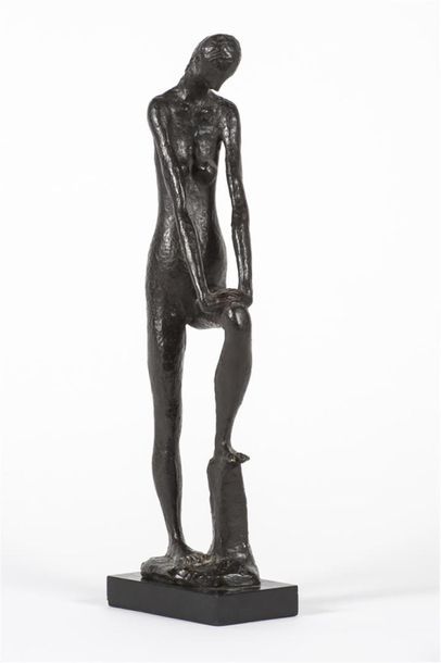null Robert COUTURIER (1905-2008)
Estelle, 1944-1945 
Epreuve en bronze à patine...
