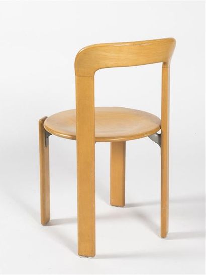 null Bruno REY (Né en 1935)
Suite de quatre chaises modèle Rey Chair en hêtre massif...
