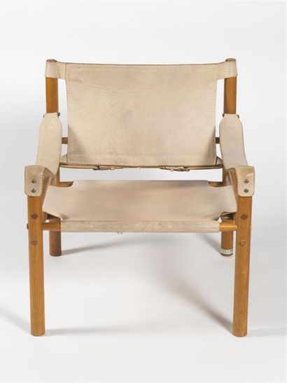 null Arne NORELL (1917-1971) 
Paire de fauteuils modèle Sirocco à structure tubulaire...