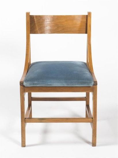 null Travail français 1950
Paire de chaises à structure en acajou blond, garniture...