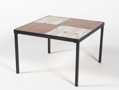 null Roger CAPRON (1922-2006)
Table basse de forme carrée à plateau en carreaux de...