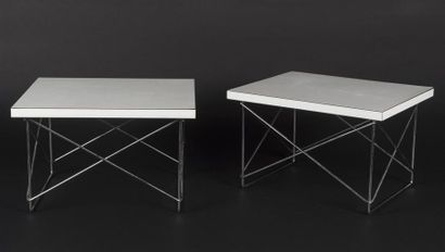 null Ray (1912-1988) et Charles (1907-1978) EAMES 
Paire de tables d'appoint modèle...