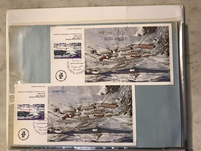 null Philatélie - Classeur de timbres neufs et marques postales sur les terres australes...