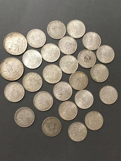null Lot de pièces de 1 franc en argent pds : 110 grs