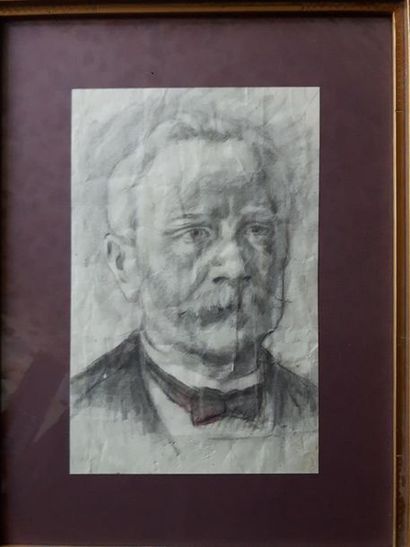 null Hippolyte LETY (1878 - 1959)
Portrait de Jean Baptiste GALLAND
fusain sur papier,
18...