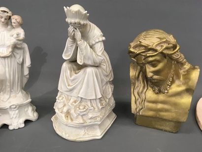 null Lot de sculptures religieuses dont ND de la Salette
H : 31 cm