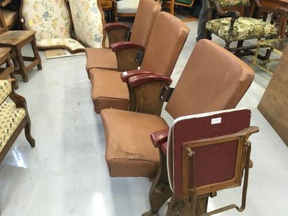 null Lot de fauteuils de cinéma (strapontins) (25 pièces)et deux spécifiques (bout...