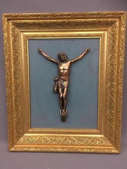 null Crucifix dans un cadre doré
63 x 52 cm