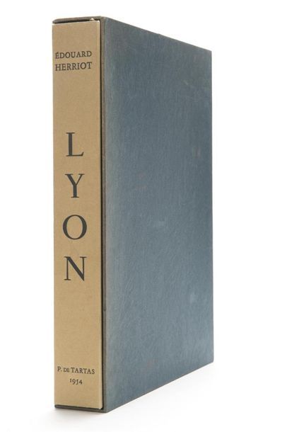 null HERRIOT (Edouard) : LYON. Lithographies originales de René AUBERT. Paris, Pierre...