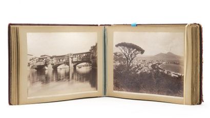null (PHOTOGRAPHIES) Italie Suisse Monaco. Album de photographies anciennes (circa...
