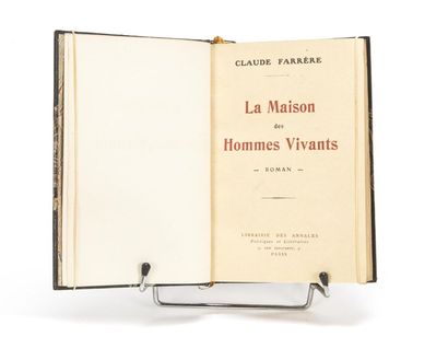 null FARRERE (Claude) : la Maison des hommes vivants. Librairie des Annales, Paris,...