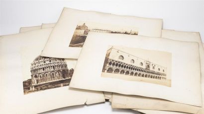 null (PHOTOGRAPHIES) Italie. Circa 1880. tirages albuminiques.
17 Vues de VENISE,...