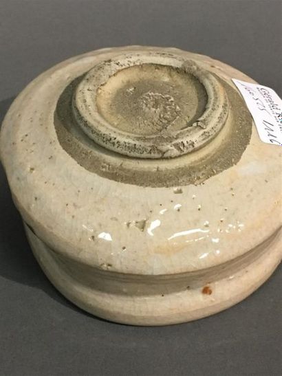 null Japon, bol à thé chawan
20ème siècle
Diam : 13 cm