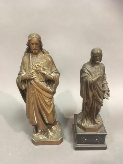 2 Christ en plâtre et fonte de fer (socle...