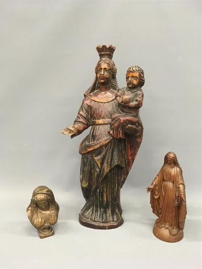 null Lot de 3 Vierges en bois et bronze
Vierge en bronze : Celliot
H Grande Vierge...