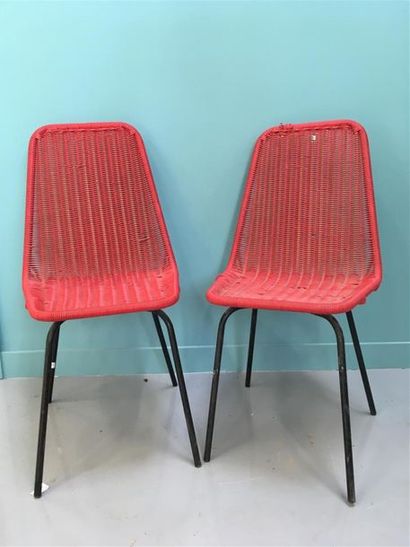 null 2 chaises tressées rouge