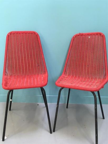 null 2 chaises tressées rouge