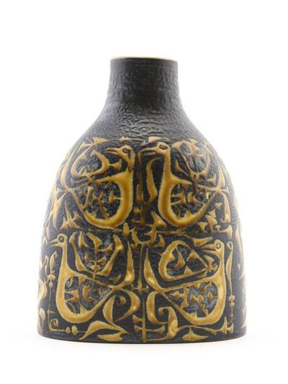 null Nils THORSSON pour Royal Copenhagen - 
Vase à col resserré modèle Baca 714/3223...
